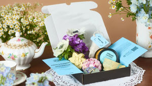 �“Bridgerton” Lush Fresh & Flowers Box