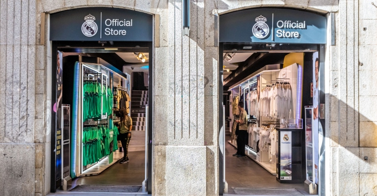 Real Madrid CF Legends Announce Global Retail Program License Global