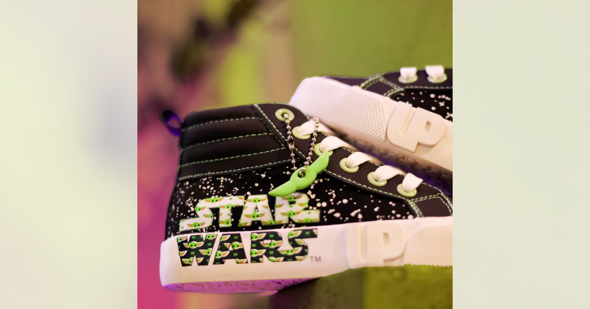 Lebron james shoes kids foot locker online