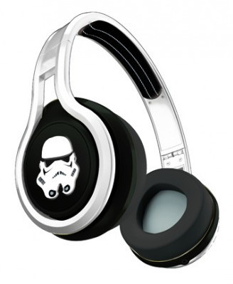 STAR WARS ヘッドフォン CES: 50 Cent Unveils Star Wars Headphones | License Global