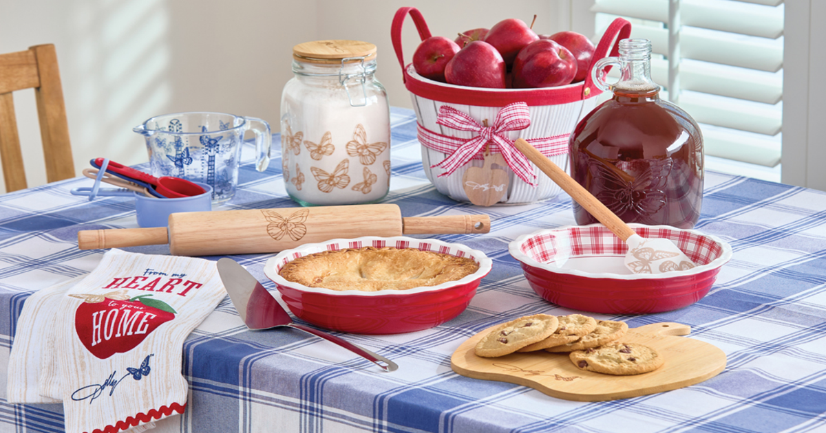 Dolly Parton, Dollar General Partners on Kitchen, Housewares Collection