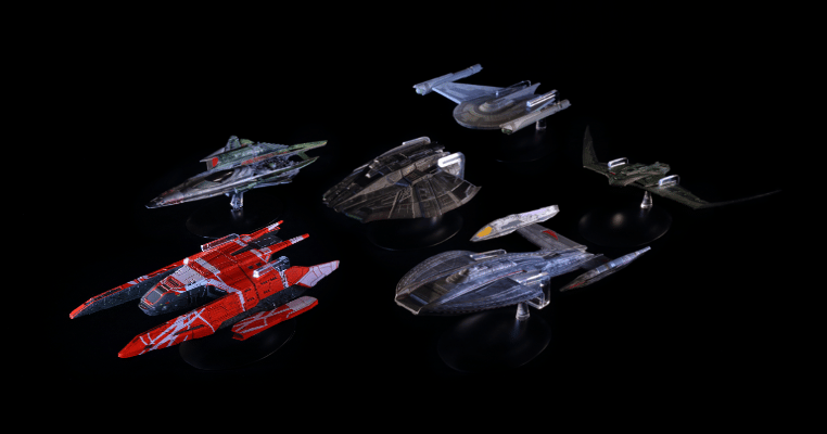 Eaglemoss Hero Collector – Irina's Racing Ship Aus Star Trek, Detailreiches Metallharz-Modell Mit Gold-roter Lackierung