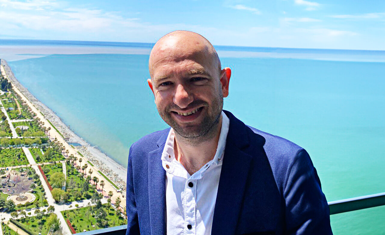 Investment consultant Nikolay Sascheko