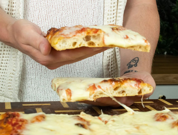 Pizza in teglia ricetta definitiva