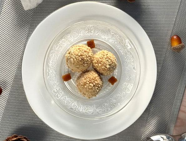 Bombones Cremosos de Queso de Cabra y Membrillo con Crujiente de Nueces