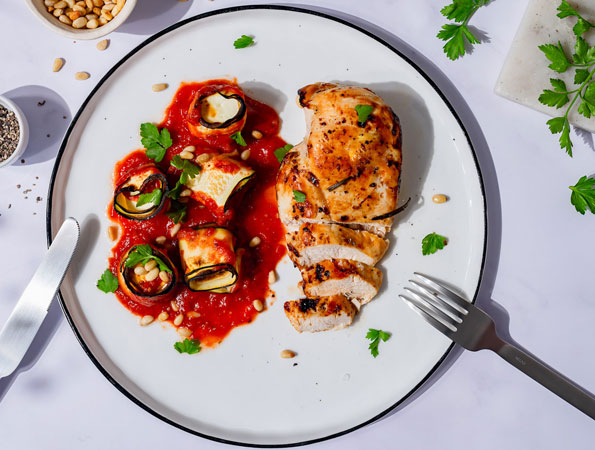 Zucchini rolls & marinated chicken