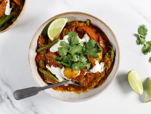 Tomato and Coconut Vegetable Curry