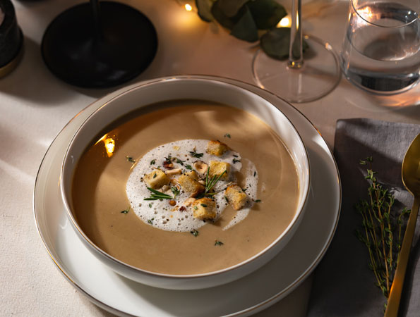 Chestnut soup with Croûtons
