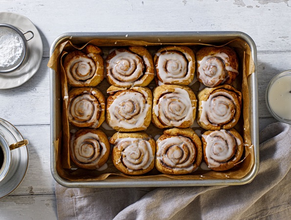 Vegan Cinnamon Rolls