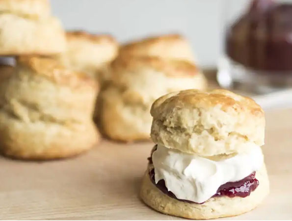 Scones by Suzanne Thorp