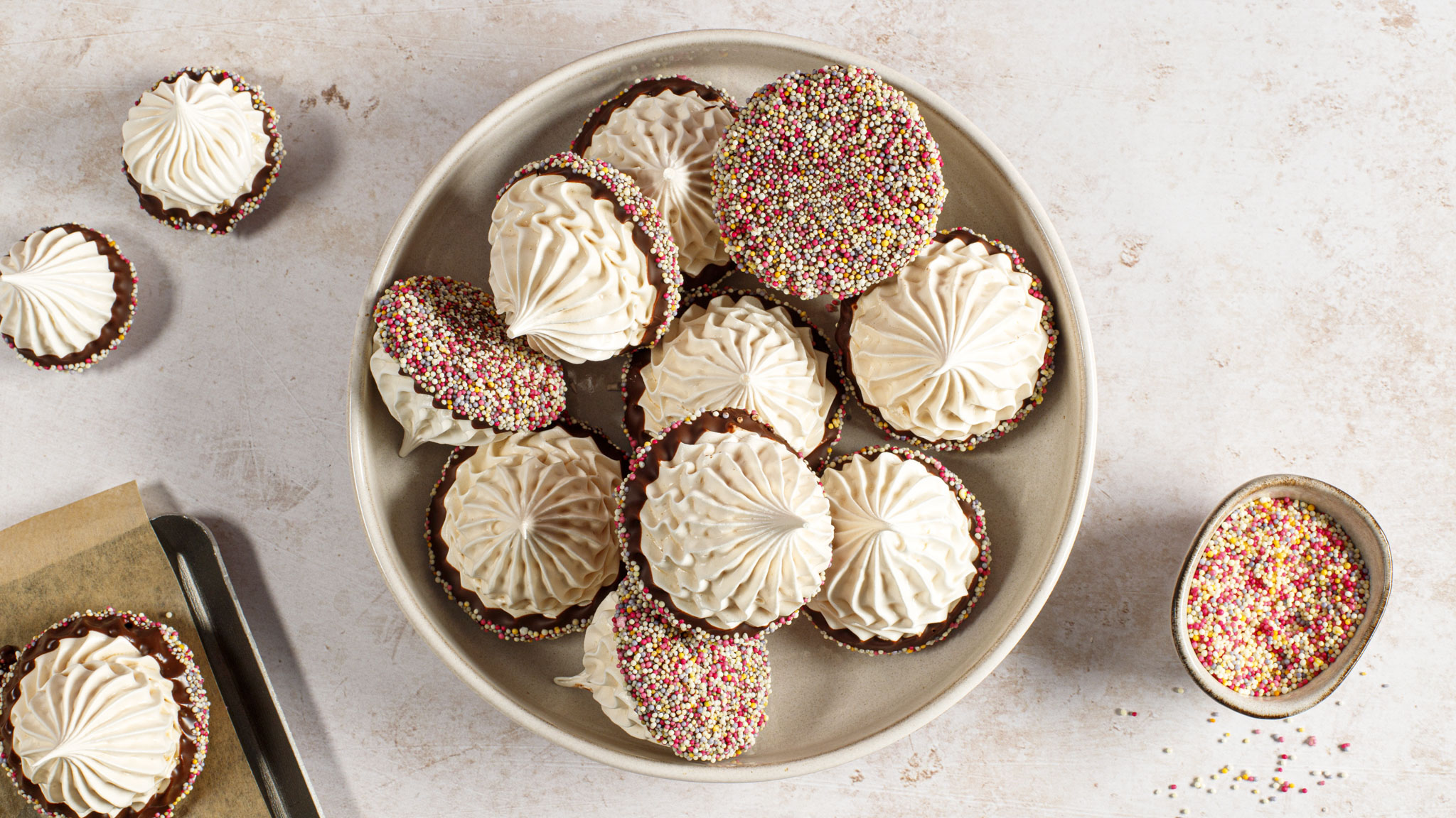 Meringue Kisses