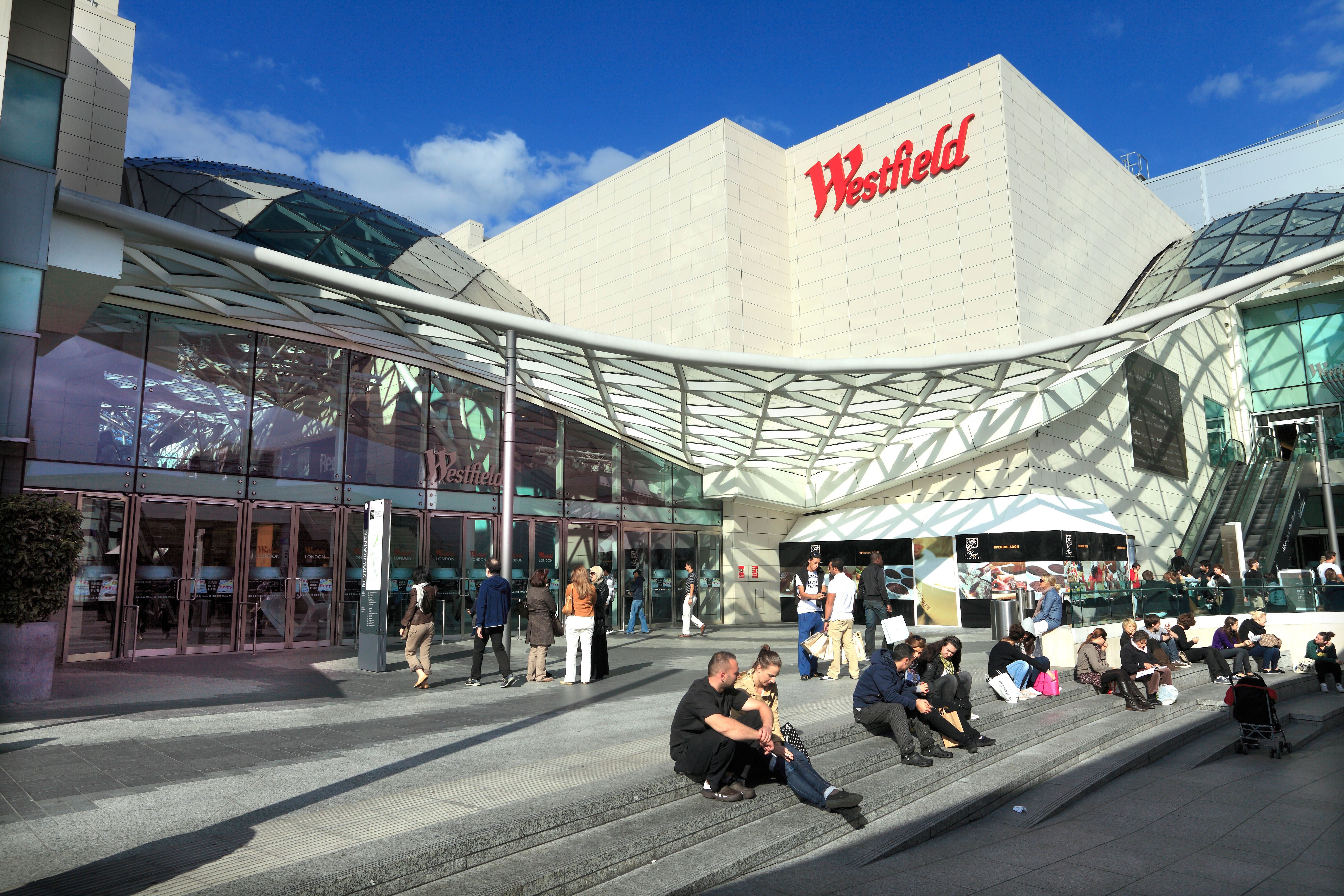 Westfield London shopping centre, White City, England UK Stock Photo - Alamy