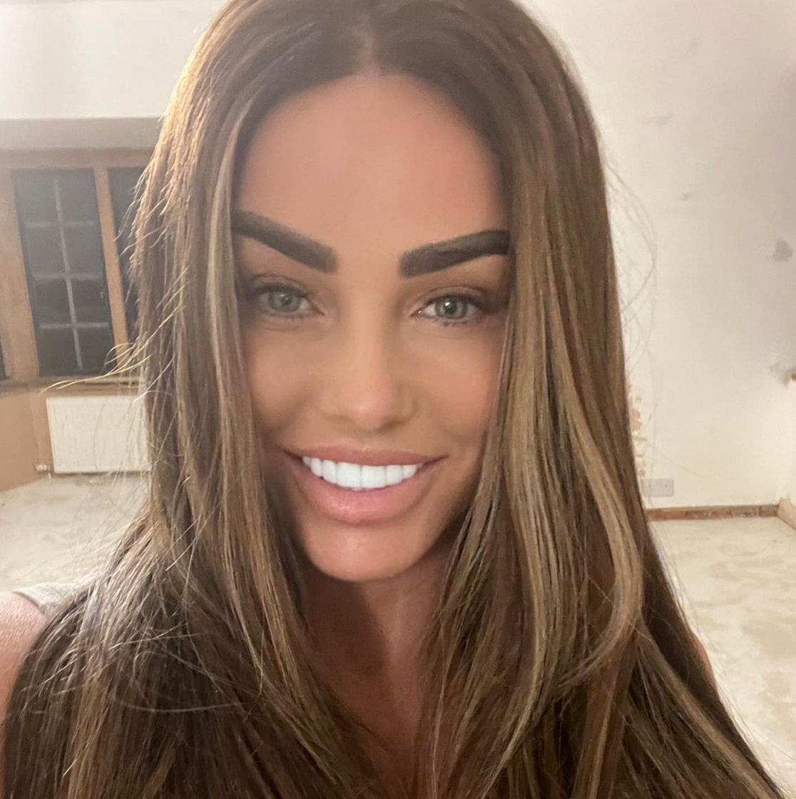Katie Price reprises extensions and skimpy underwear for DIY photoshoot