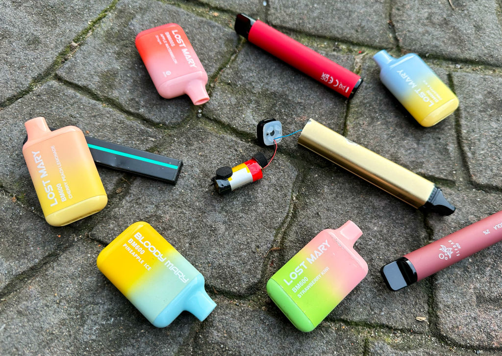Everything you need to know about new ban on disposable vapes coming this  year