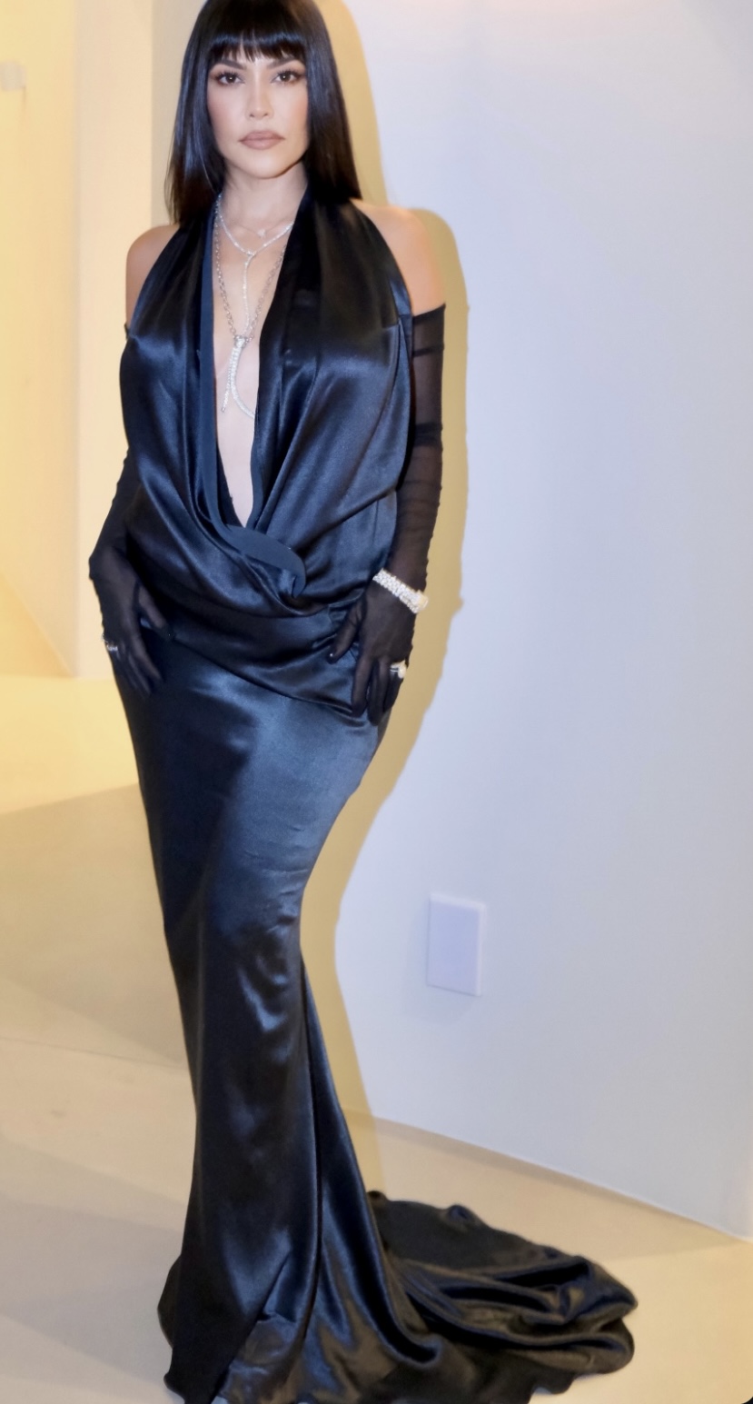 First Look At Kourtney Kardashian's After Party Outfit