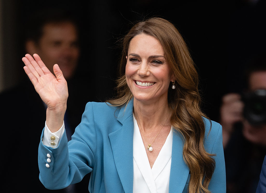 Kate Middleton's bold gesture during Italy solo trip decoded by body  language expert
