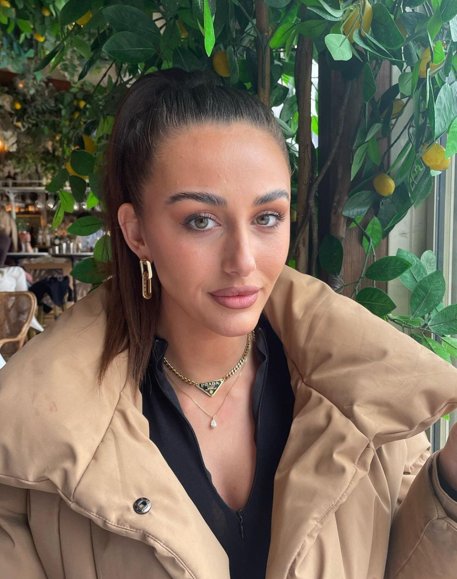 Too Hot To Handle' star Chloe Veitch reveals disgusting DM