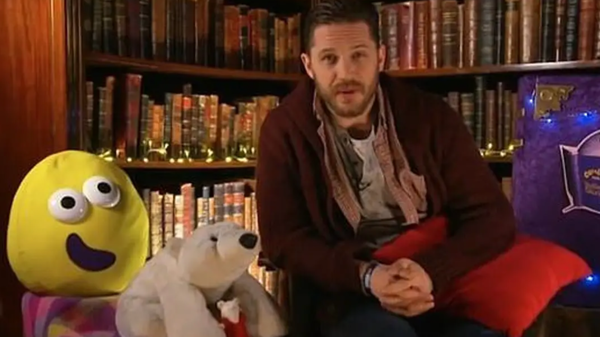 Tom Hardy Returns To Read CBeebies Bedtime Stories - Vimarsana News