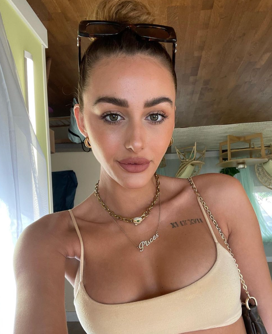 Too Hot To Handle' star Chloe Veitch reveals disgusting DM