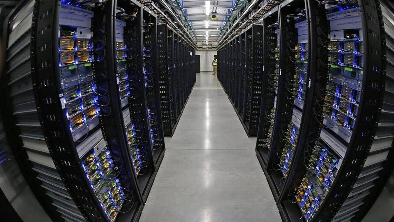 Use Data Center Rethinking Data Center Energy Management as Demand Surges