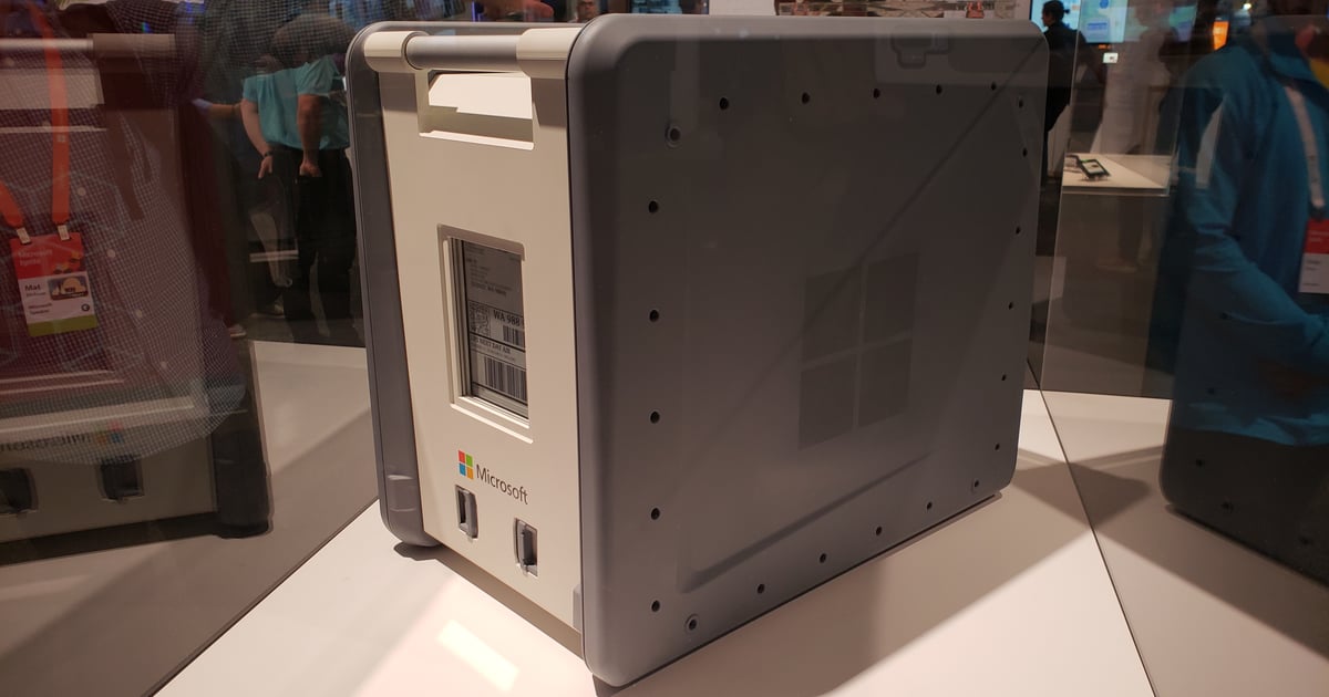 Microsoft's Box for Shipping Lots of Data Into Azure Cloud Now in GA