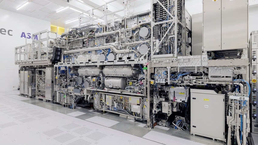ASML's TWINSCAN EXE:5000 High-NA extreme ultraviolet chipmaking machine