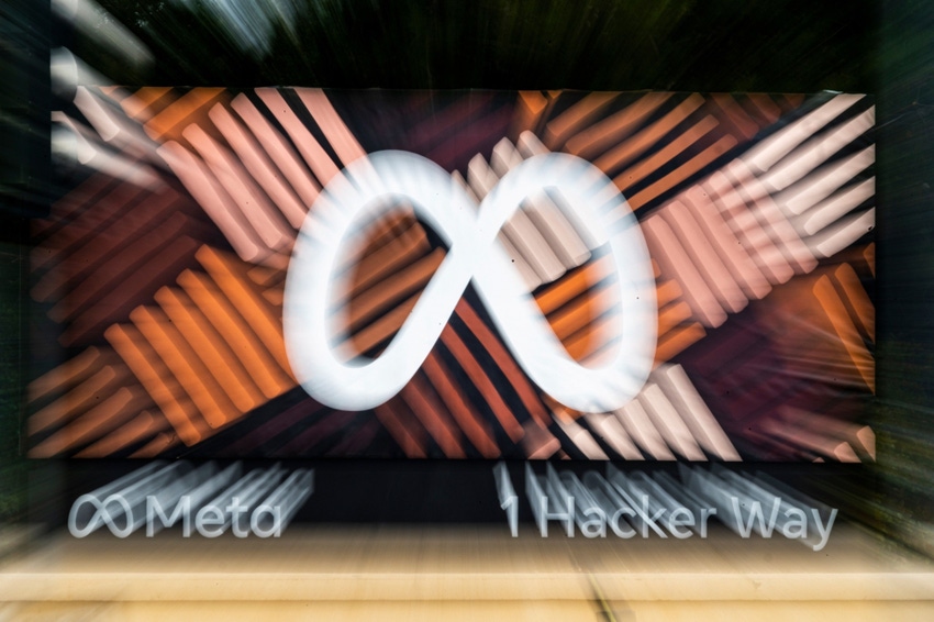 blurry Meta logo