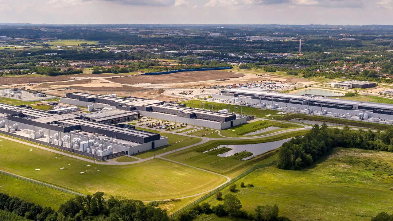 Microsoft to Build Out, Probably Upgrade, Boydton Data Center