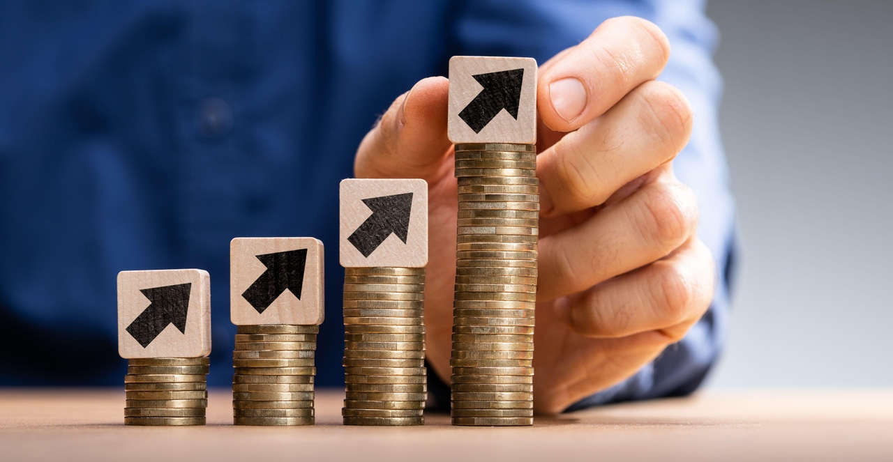 hand stacking coins in ascending order hand stacking coins in ascending order