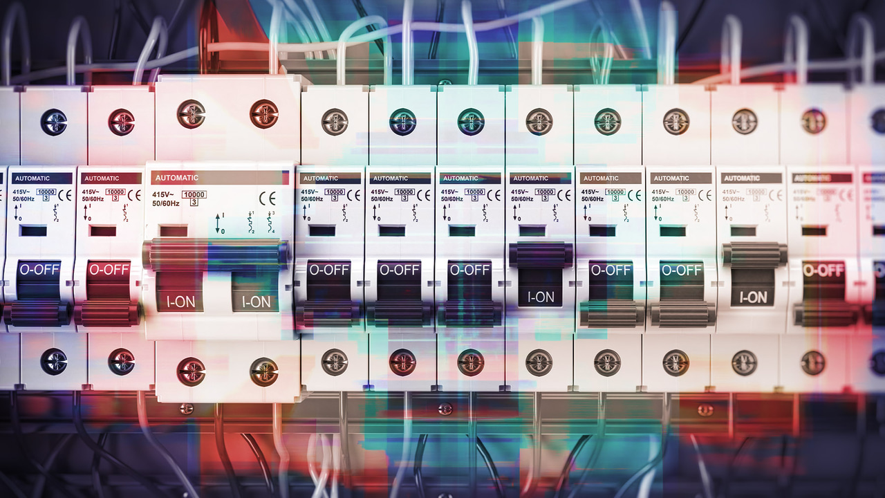A Guide to Data Center Circuit Breaker Design and Deployment