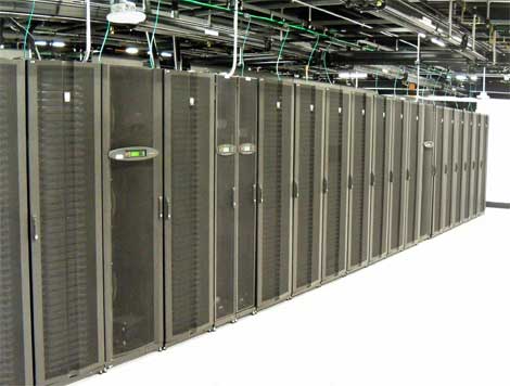 Webair Launches Private Cloud in Cologix Montreal Data Center