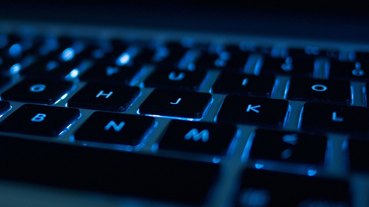 Backlit keyboard Backlit keyboard