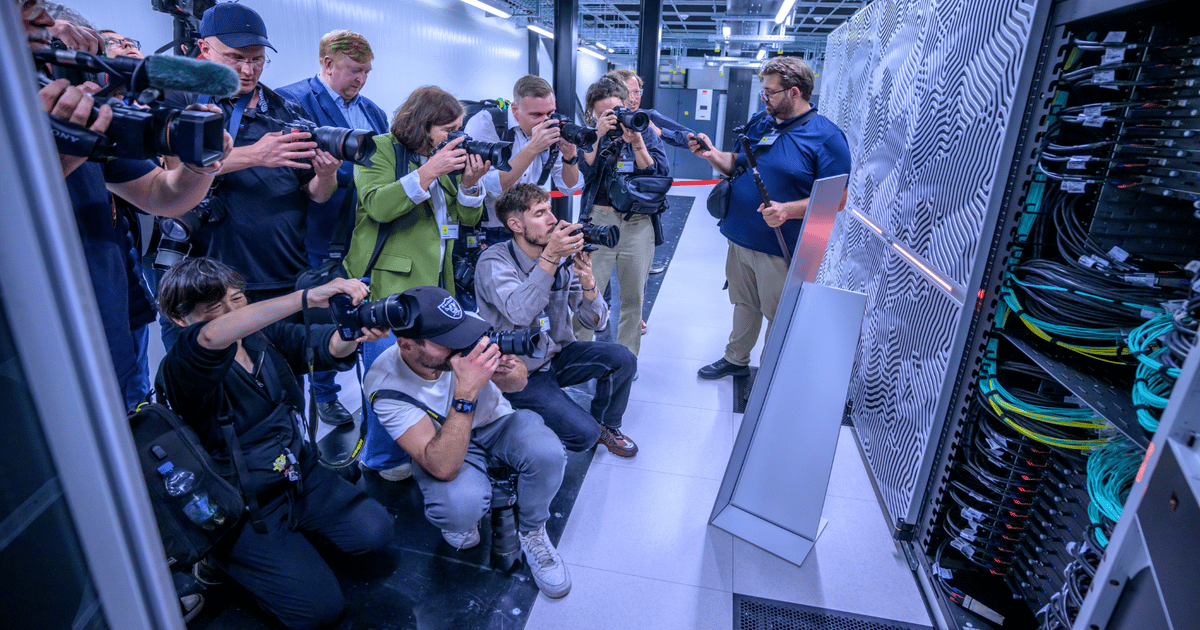 FLOPS vs Megawatts: Who’s Winning in 2026 Supercomputing?