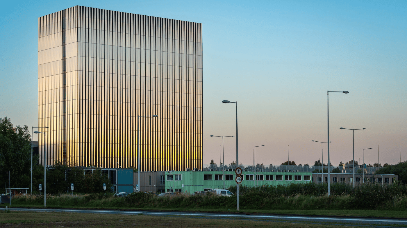 Grid Constraints Steer Dutch Data Centers Beyond Amsterdam