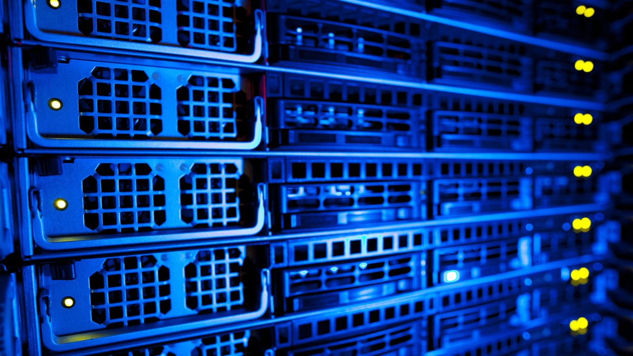 Server rack cluster in a data cente
