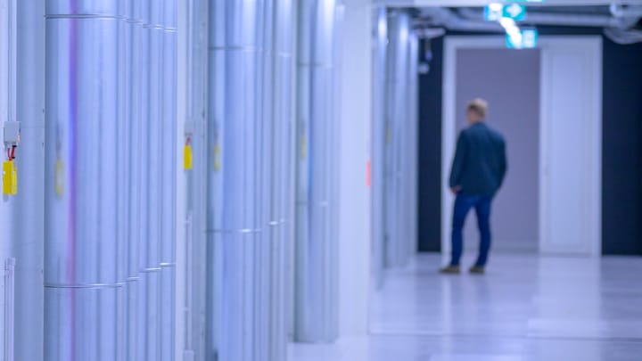 The Role of Brokers in Accelerating Data Center Construction