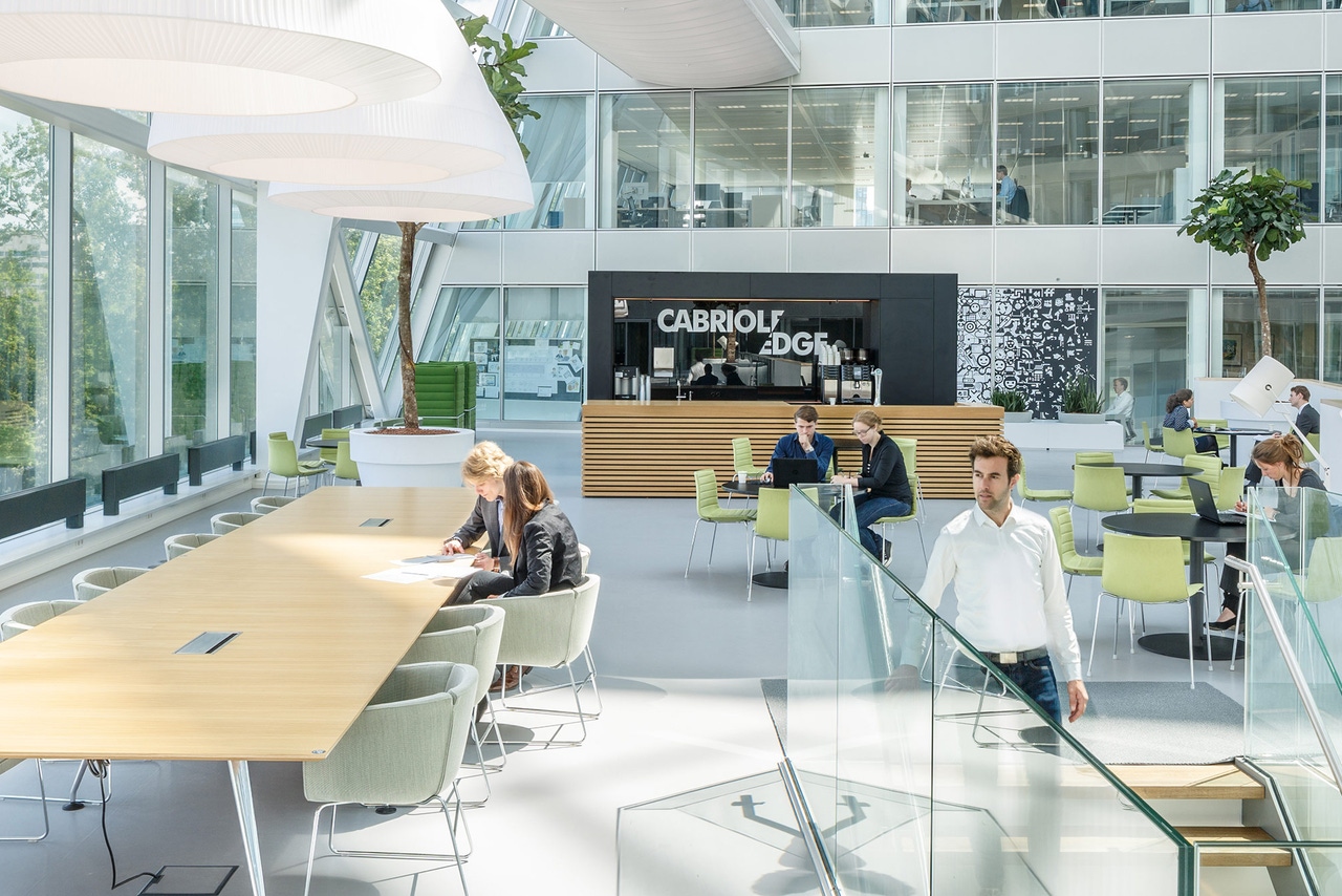 The Deloitte office building in Amsterdam is considered the world's smartest and most sustainable. The Deloitte office building in Amsterdam is considered the world's smartest and most sustainable.