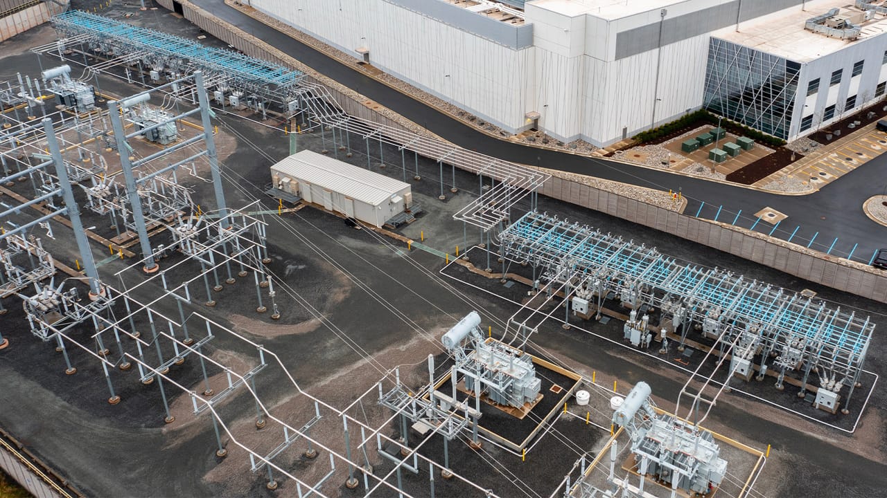 Data Center Powerblock A Guide to Data Center Circuit Breaker Design and Deployment