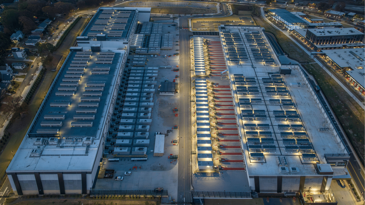 Data Center for Artificial Intelligence Computing.png