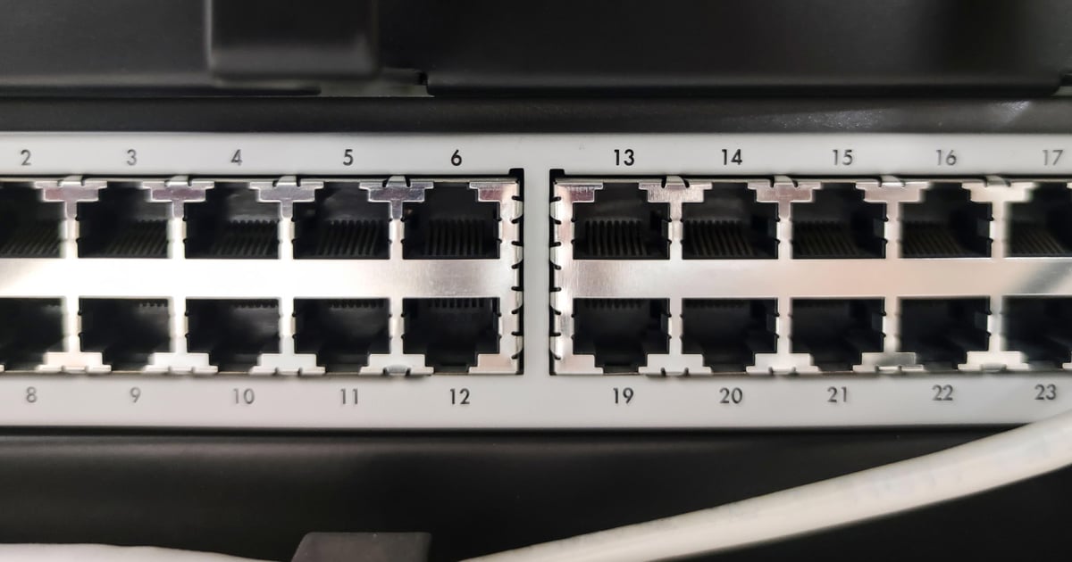 Programming Switch White Box White Box Switches: Benefits and Best Use Cases for Data Centers