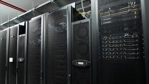 Advanced data center server cluster Advanced data center server cluster