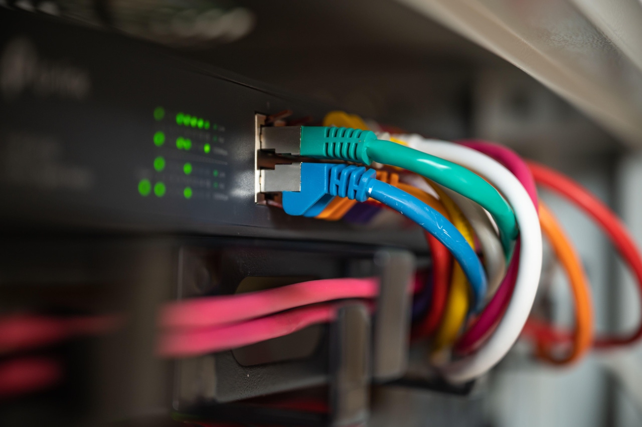 Data center network cabinet illustrating a DNS server Data center network cabinet illustrating a DNS server