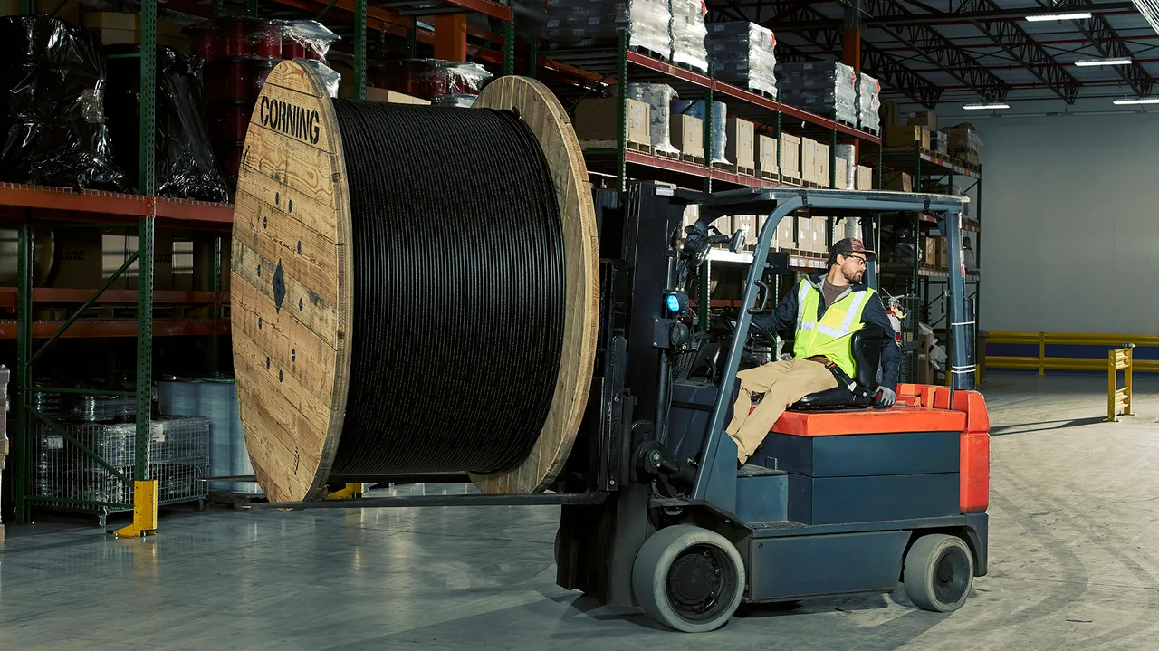 How Corning Became One of the Biggest Winners in AI Infrastructure