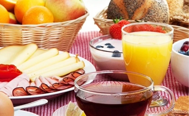 A table full of breakfast food