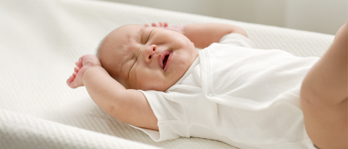 Ini Penyebab Kolik pada Bayi dan Cara Menenangkan si Kecil