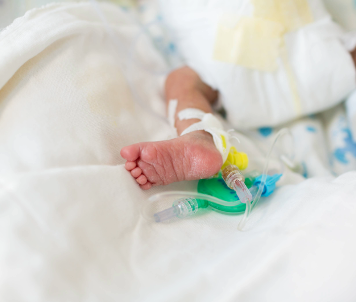 Pies de bebé prematuro,