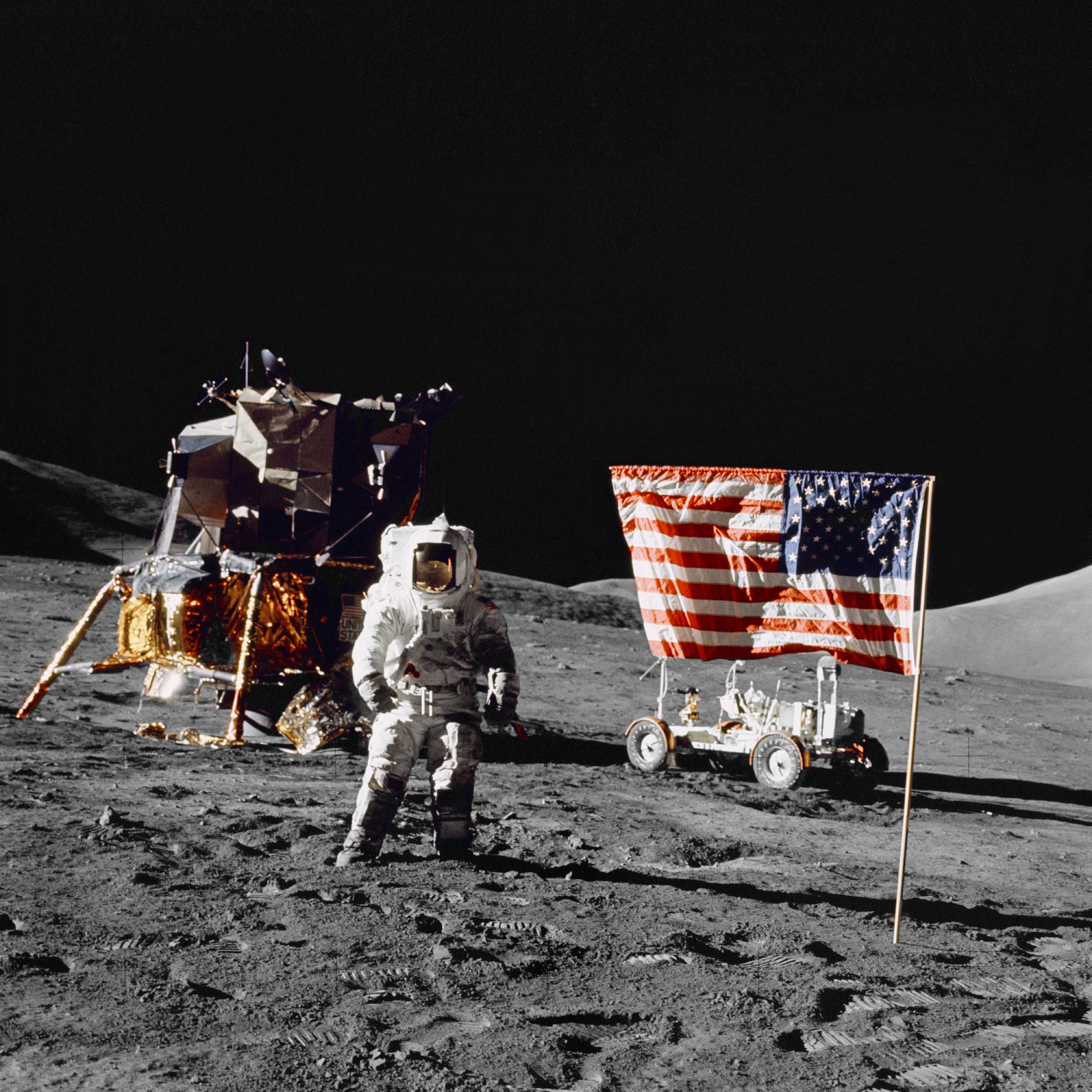Harrison Schmitt, the Last Man to Walk on the Moon, Was Allergic to Moon  Dust—Warns Others May Be Too