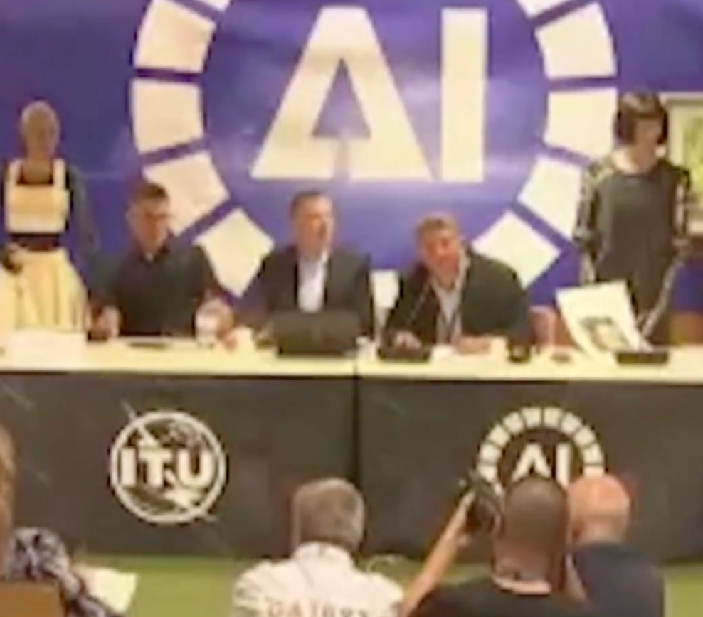 AI press conference robots promise not to rebel. And you believe them?