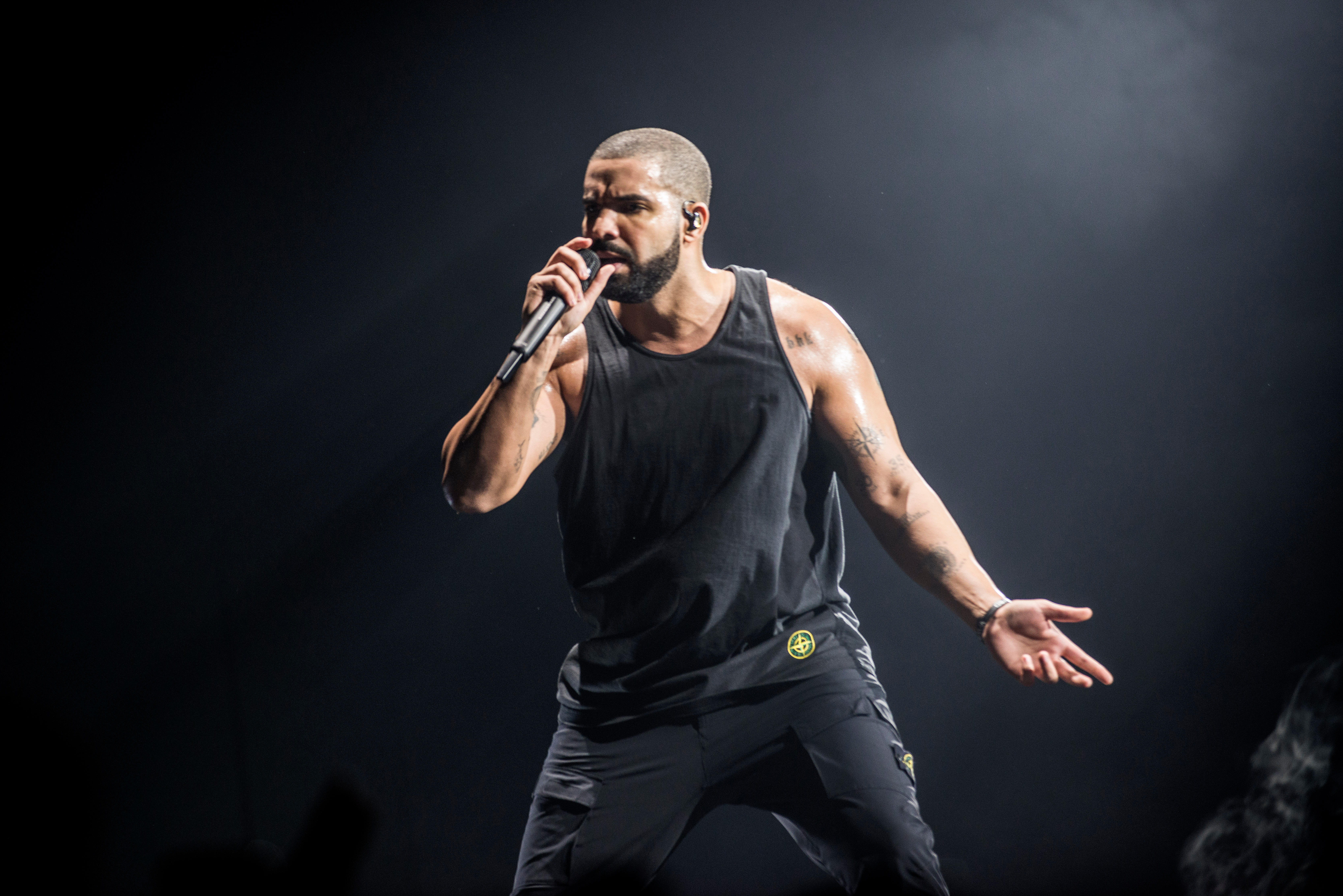 Rapper Drake Places Over $1.5 Million In Super Bowl Bets Using