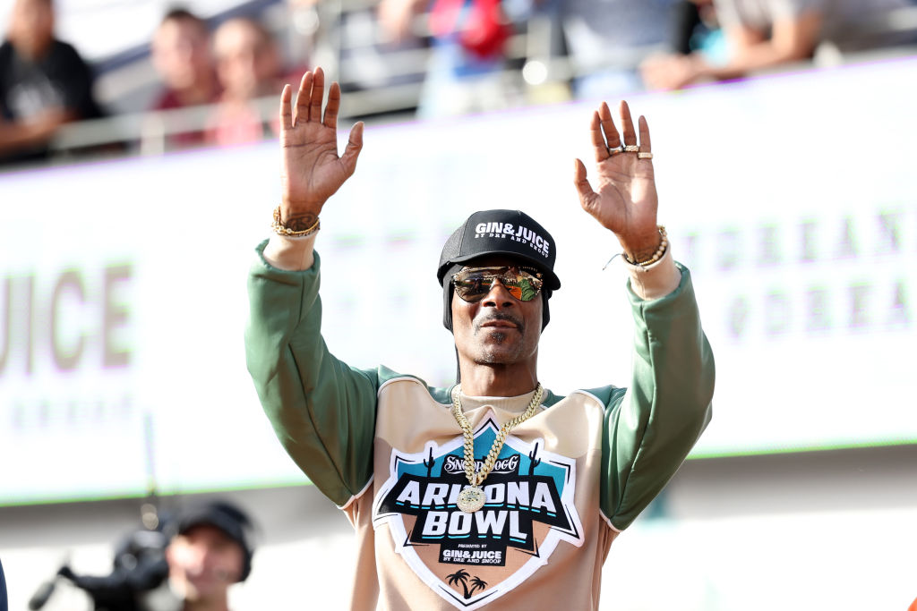 Snoop Dogg labeled a 'true hero' for 'generous' response to LA